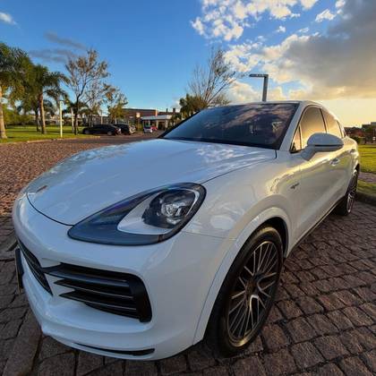 PORSCHE CAYENNE 3.0 V6 E-HYBRID COUPÉ PLATINUM EDITION AWD TIPTRONIC S